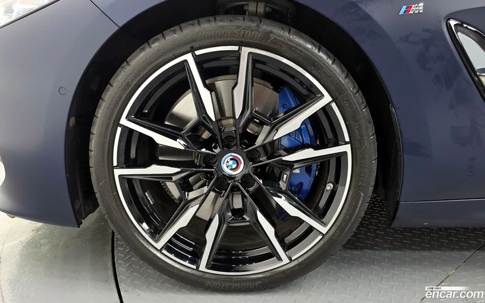 BMW 8 Series M850i xDrive 2022 — миниатюра 2