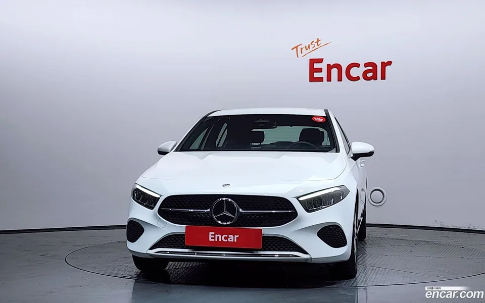 Mercedes-Benz A-Class A220 2025 — миниатюра 3