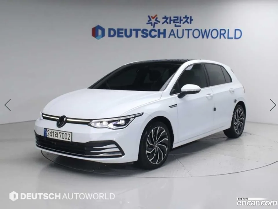Volkswagen Golf 2.0 TDI 2024 — фото 1, купить с доставкой в Москву