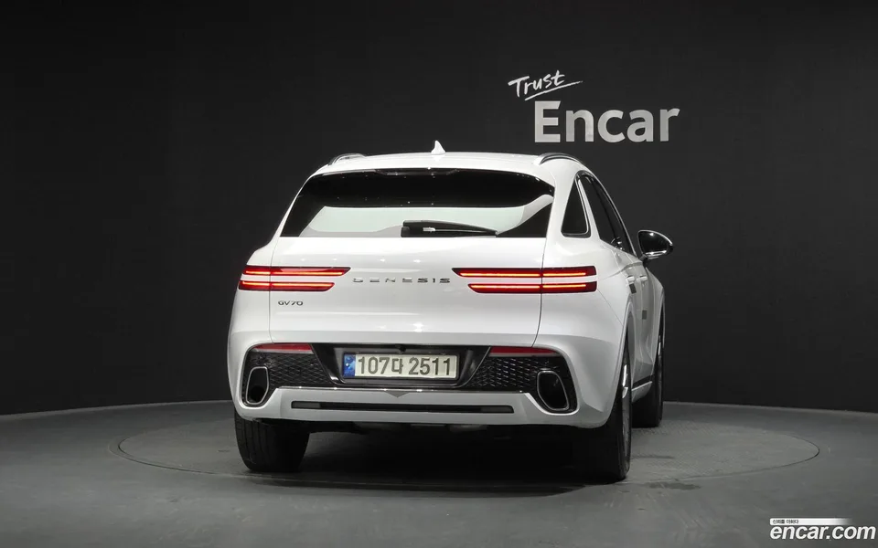 Genesis GV70 2.5T 2WD 2022 — миниатюра 4
