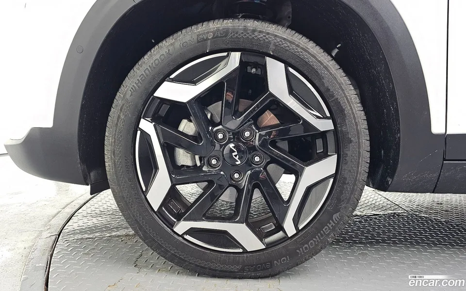 Kia Seltos 2.0 2WD 2024 — миниатюра 2