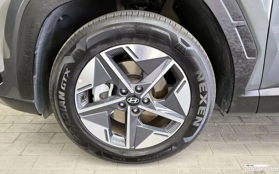 Hyundai Tucson NX4 1.6 2WD 2024 — миниатюра 2