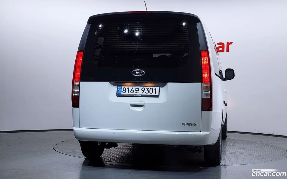 Hyundai Staria L3.5 5 2022 — миниатюра 4