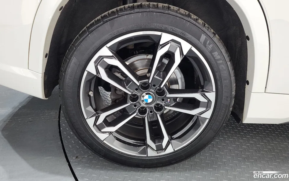 BMW X1 sDrive 18d M 2024 — миниатюра 2
