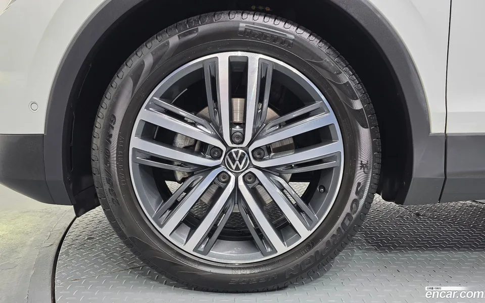 Volkswagen Tiguan 2.0 TDI 2022 — миниатюра 2