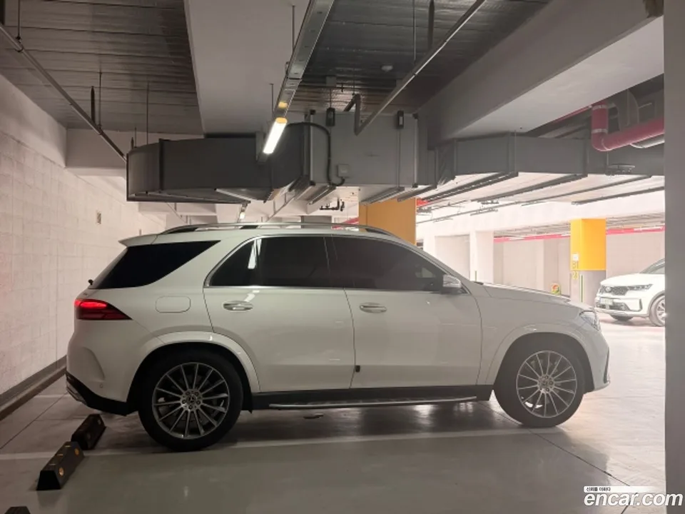 Mercedes-Benz GLE-Class GLE450 4MATIC 2024 — миниатюра 3
