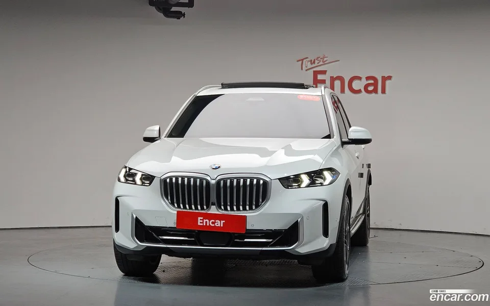 BMW X5 xDrive 40i xLine 2024 — миниатюра 3