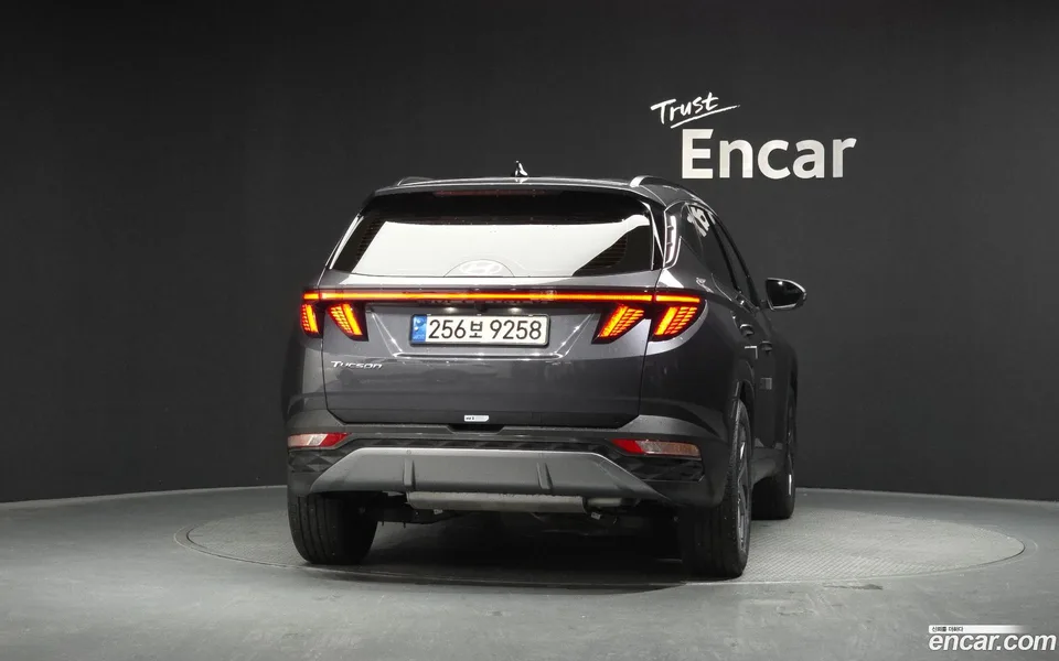 Hyundai Tucson 1.6 2WD 2022 — миниатюра 4