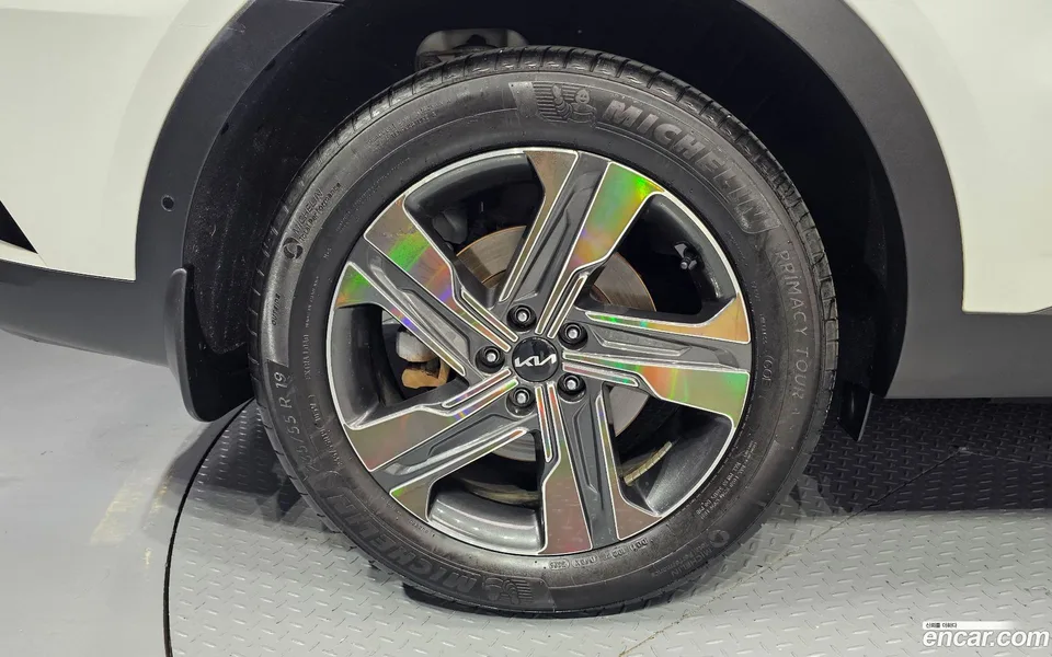 Kia Sorento HEV 1.6 4WD 2023 — миниатюра 2