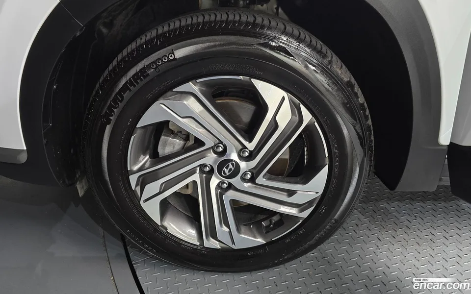 Hyundai SantaFe 2.2 2WD 2022 — миниатюра 2