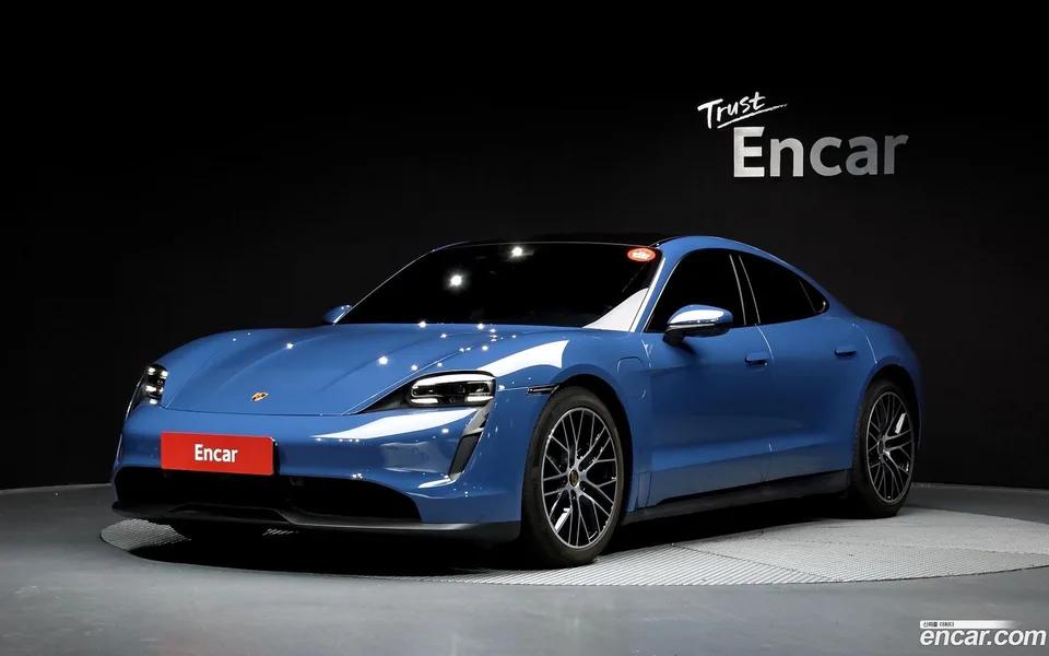 Porsche Taycan 2023 — фото 1, купить с доставкой в Москву