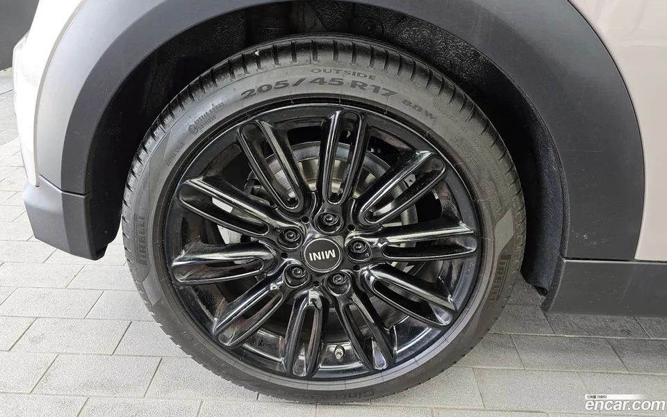 MINI Cooper 2023 — миниатюра 2