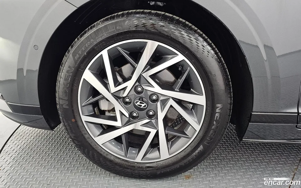Hyundai Grandeur 2.5 2WD 2024 — миниатюра 5