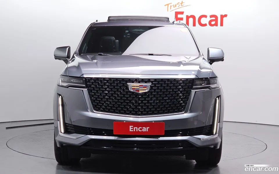Cadillac Escalade 6.2 ESV 2022 — миниатюра 3