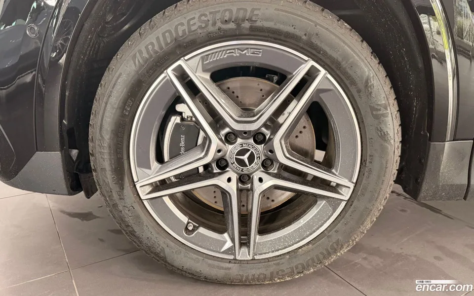 Mercedes-Benz GLA-Class GLA250 4MATIC 2025 — миниатюра 2