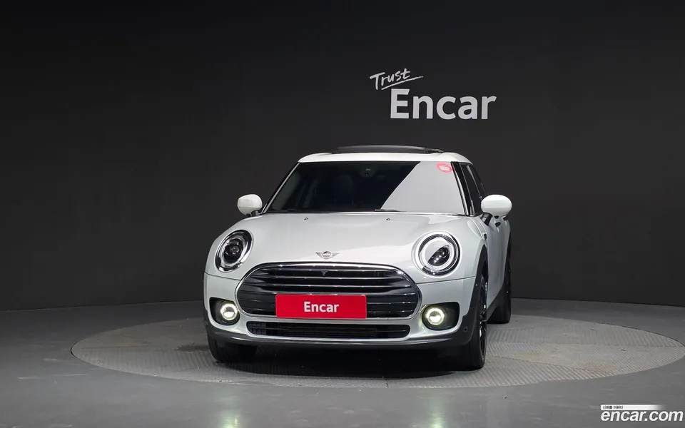MINI Cooper Clubman 2022 — миниатюра 3