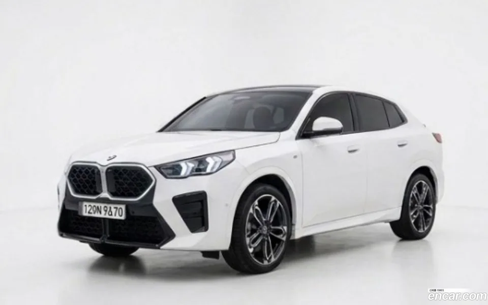 BMW X2 xDrive20i M 2025 — фото 1, купить с доставкой в Москву
