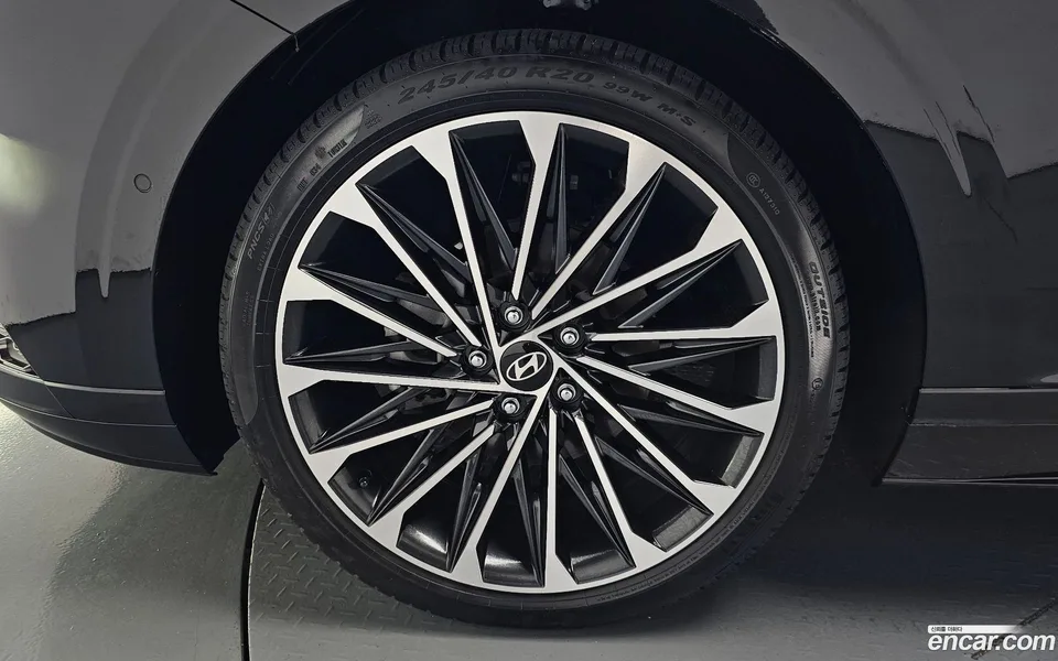 Hyundai Grandeur Hybrid 2024 — миниатюра 2
