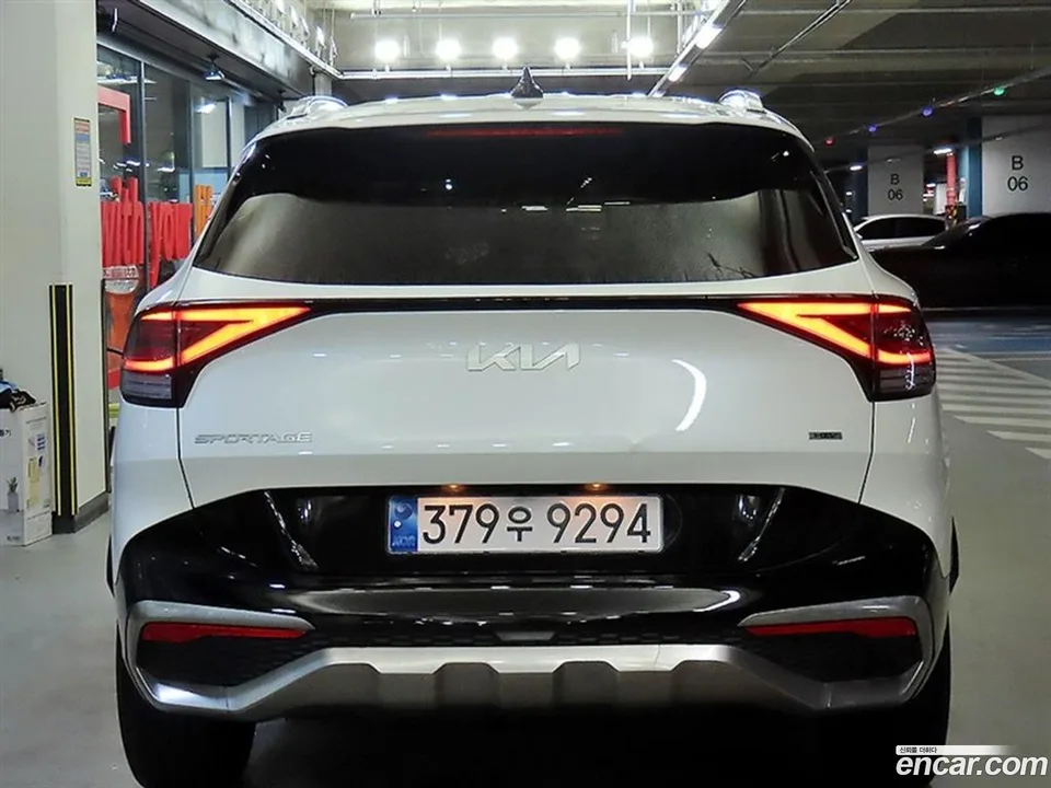 Kia Sportage Hybrid 2WD 2023 — миниатюра 2