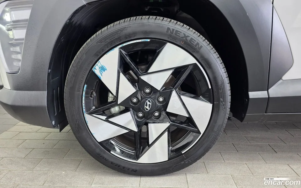 Hyundai Kona 2.0 2WD 2023 — миниатюра 5