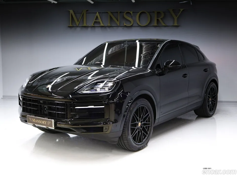 Porsche Cayenne 3.0 2023 — фото 1, купить с доставкой в Москву