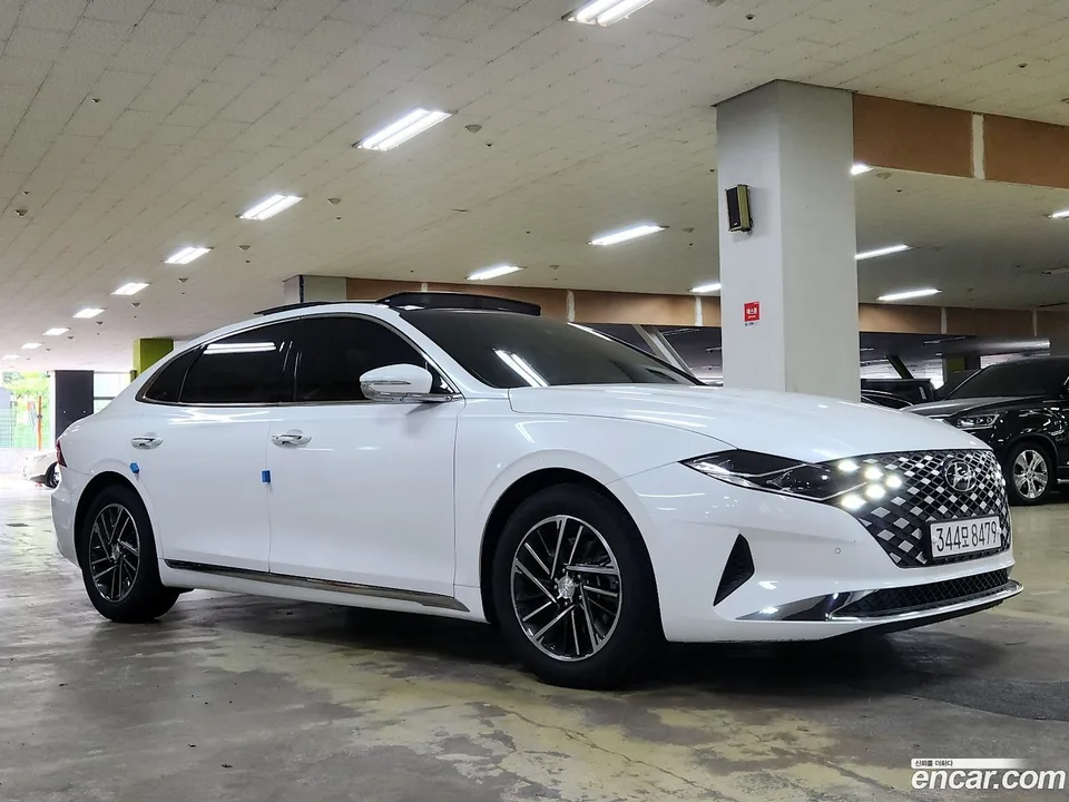 Hyundai Grandeur IG 3.0 LPi () 2022 — миниатюра 3