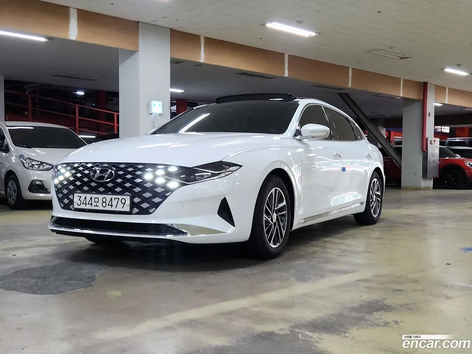 Hyundai Grandeur IG 3.0 LPi () 2022 — фото 1, купить с доставкой в Москву