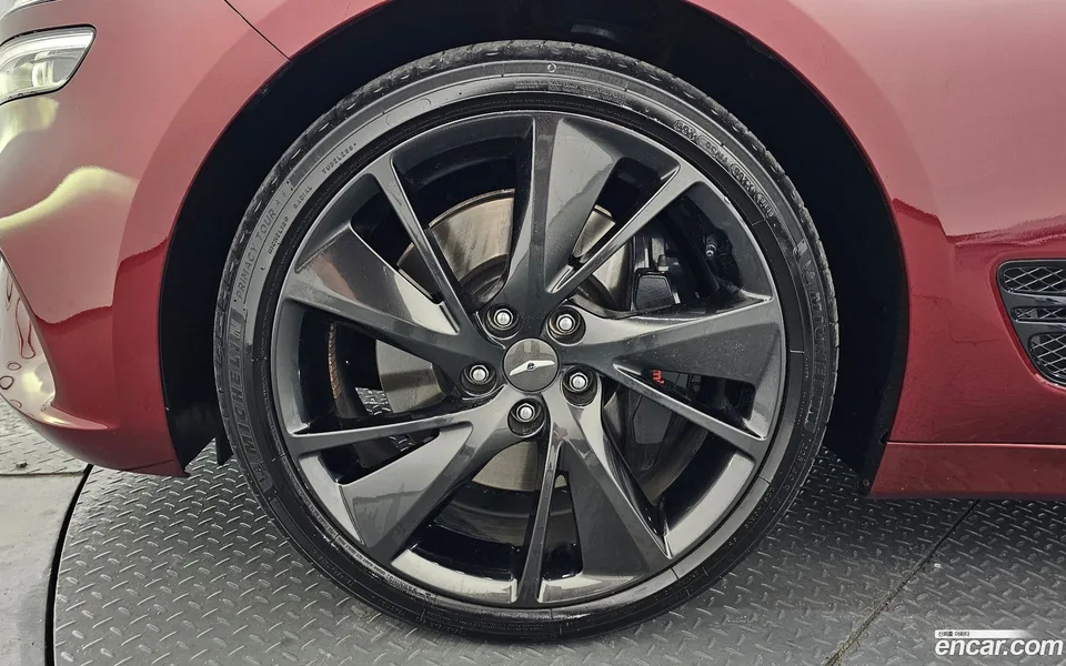 Genesis G70 Shooting Brake 2.0T 2WD 2022 — миниатюра 5
