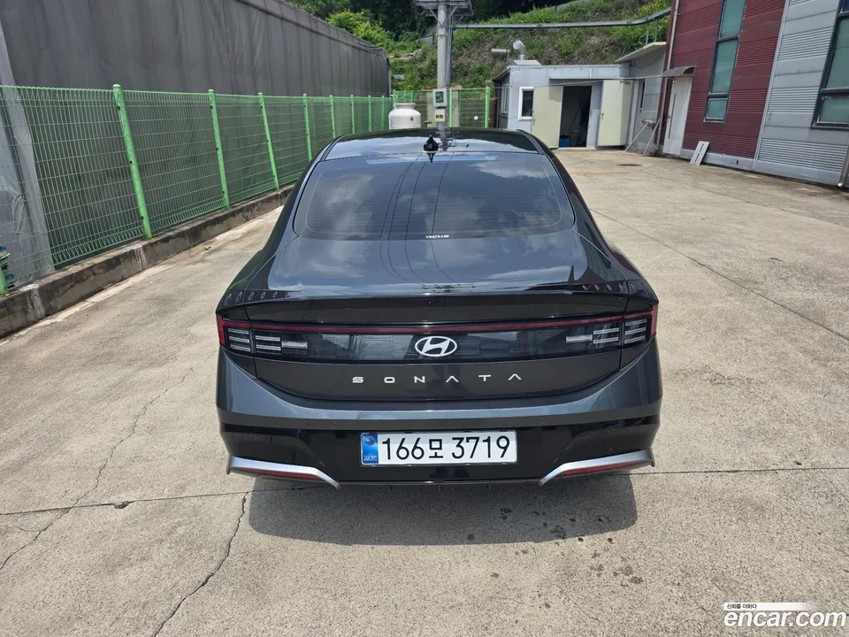 Hyundai Sonata The Edge 2.0 2025 — миниатюра 3