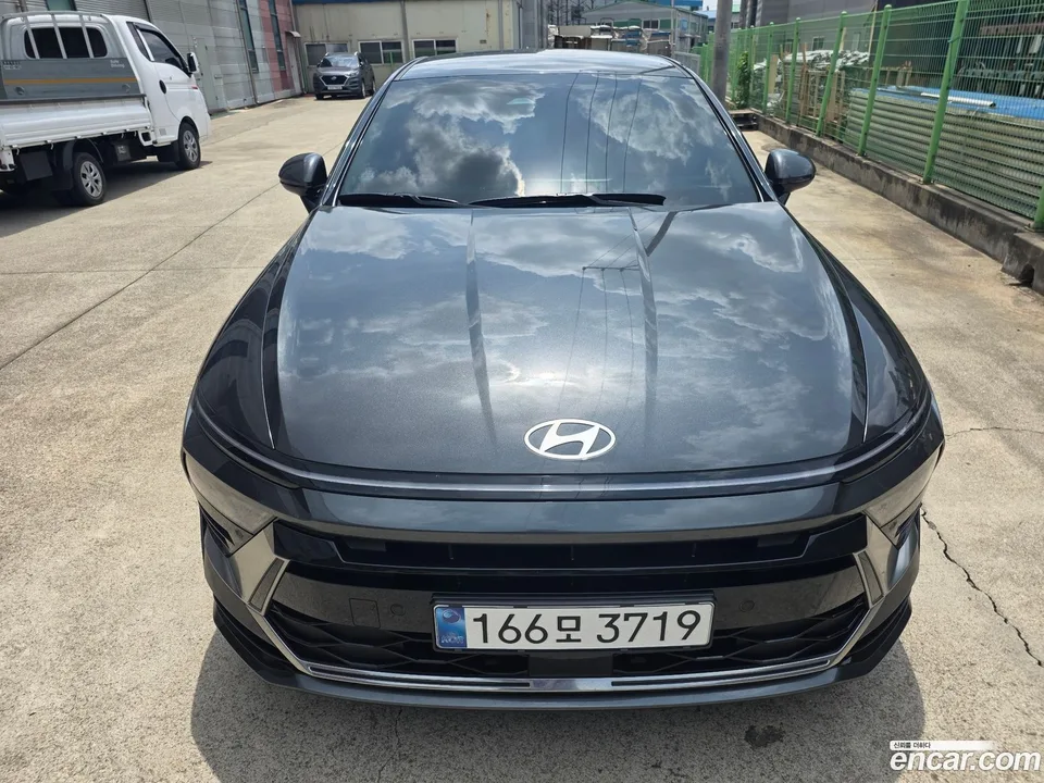 Hyundai Sonata The Edge 2.0 2025 — фото 1, купить с доставкой в Москву