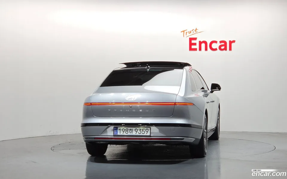 Hyundai Grandeur Hybrid 2024 — миниатюра 4