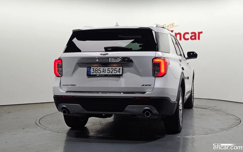 Ford Explorer 2.3 4WD 2023 — миниатюра 4