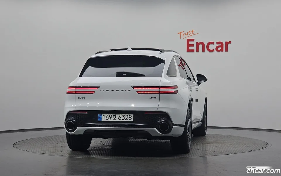 Genesis GV70 2.5T AWD 2022 — миниатюра 4