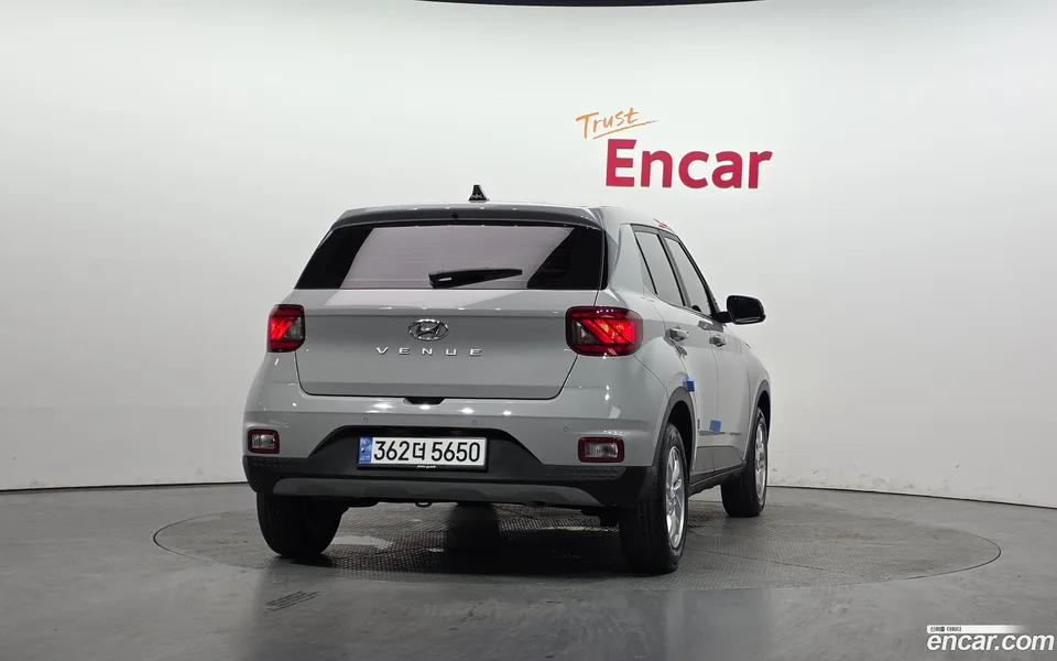 Hyundai Venue 1.6 2023 — миниатюра 4