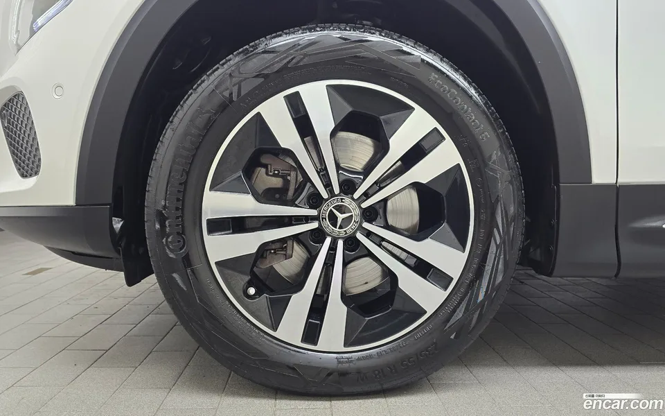 Mercedes-Benz GLB-Class GLB200 d 2022 — миниатюра 5