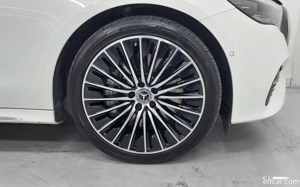 Mercedes-Benz E-Class E450 4MATIC 2024 — миниатюра 2