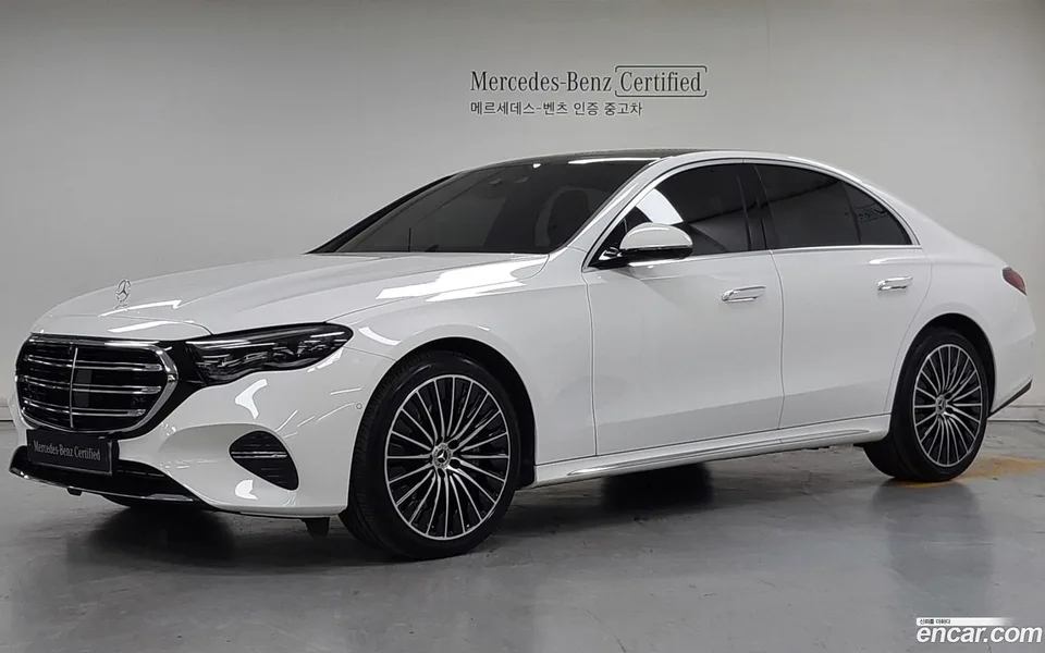 Mercedes-Benz E-Class E450 4MATIC 2024 — фото 1, купить с доставкой в Москву