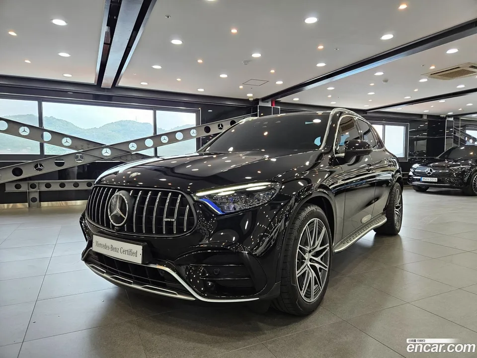 Mercedes-Benz GLC-Class AMG GLC43 4MATIC 2025 — фото 1, купить с доставкой в Москву