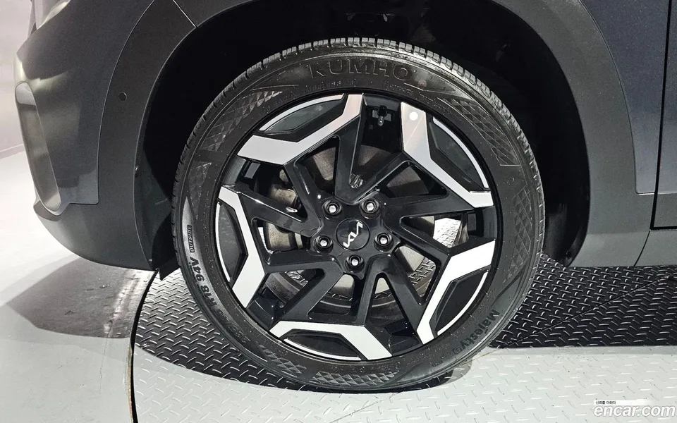 Kia Seltos 1.6 2WD 2024 — миниатюра 5