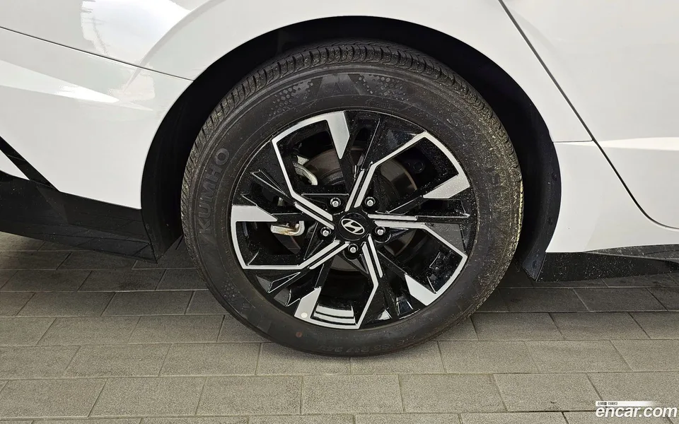 Hyundai Sonata The Edge 2.0 2024 — миниатюра 2