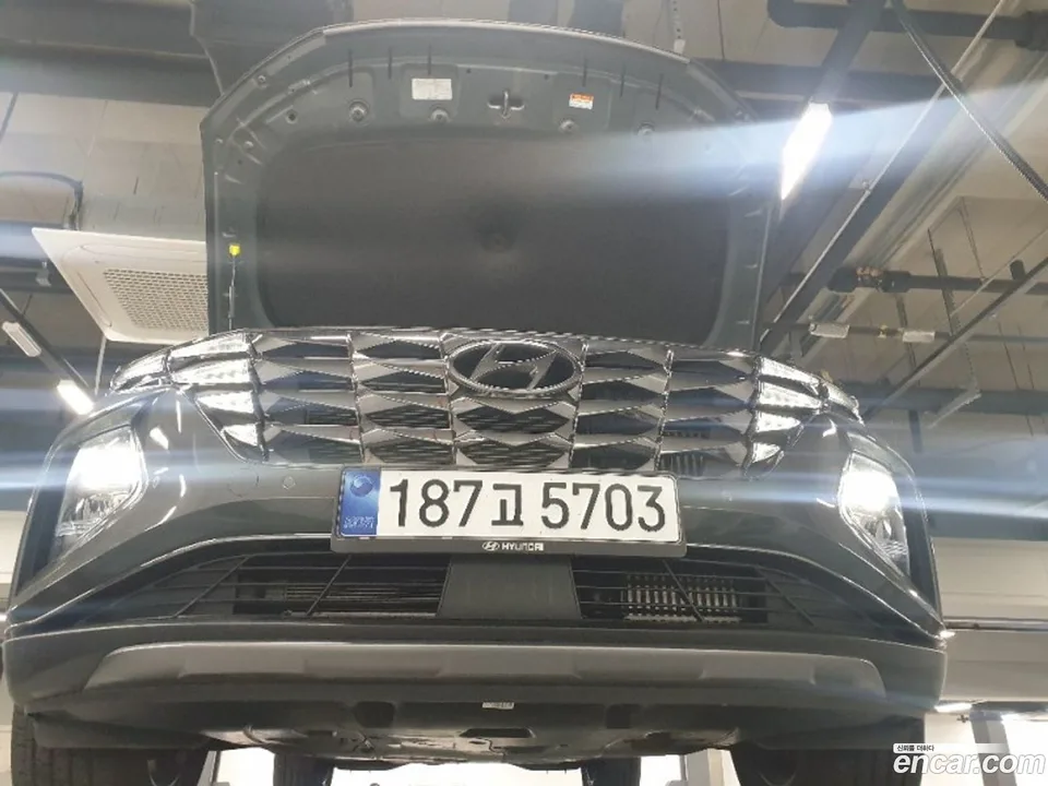 Hyundai Tucson Hybrid 2WD 2023 — фото 1, купить с доставкой в Москву