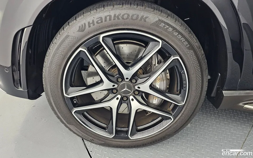 Mercedes-Benz GLE-Class AMG GLE53 4MATIC+ 2023 — миниатюра 2