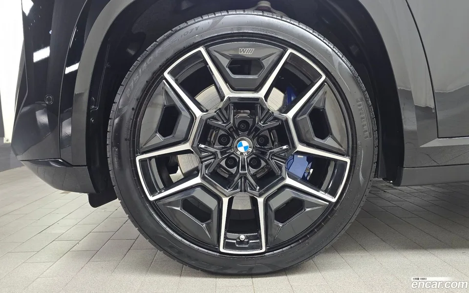 BMW XM 4.4 2024 — миниатюра 2
