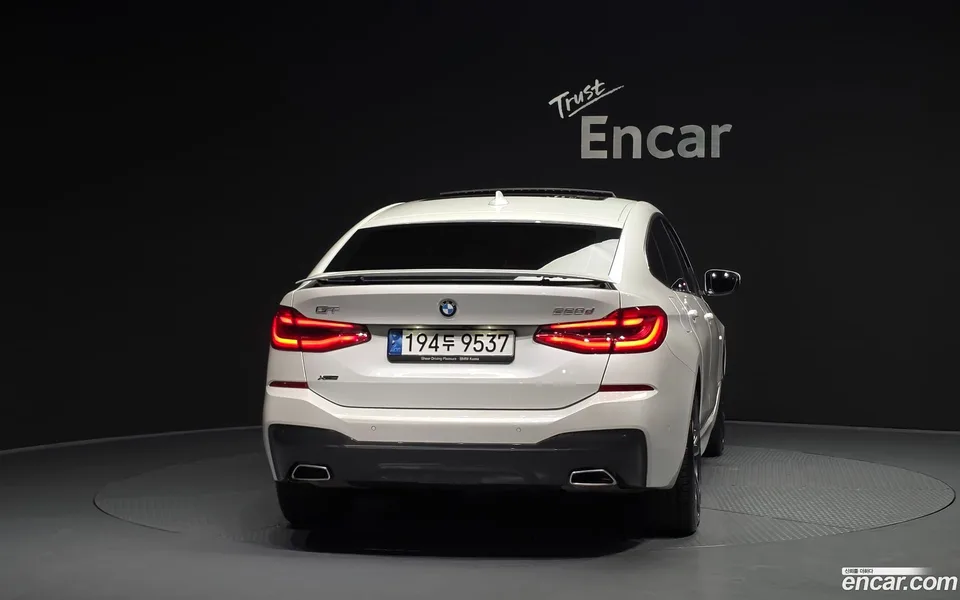 BMW 6 Series GT 620d xDrive M 2022 — миниатюра 4