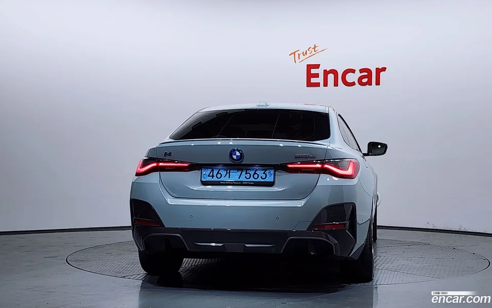 BMW i4 eDrive40 M 2023 — миниатюра 4