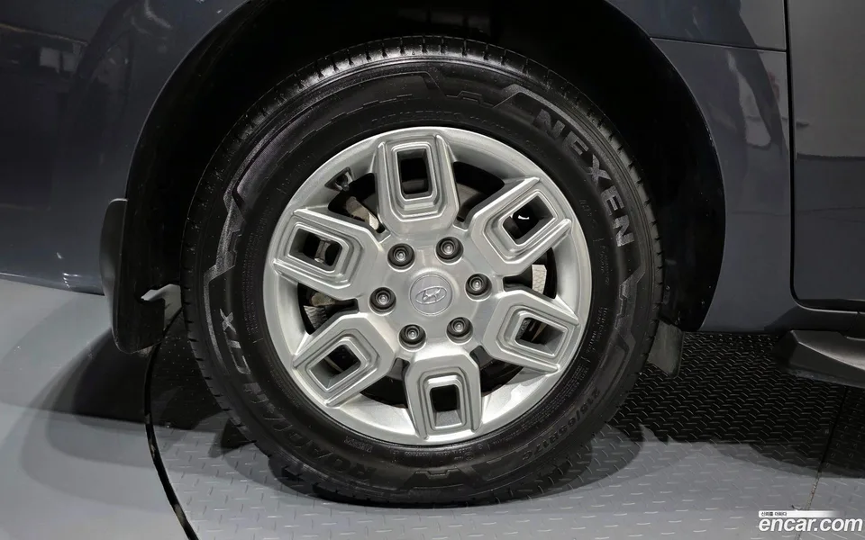 Hyundai Staria L3.5 5 2024 — миниатюра 2