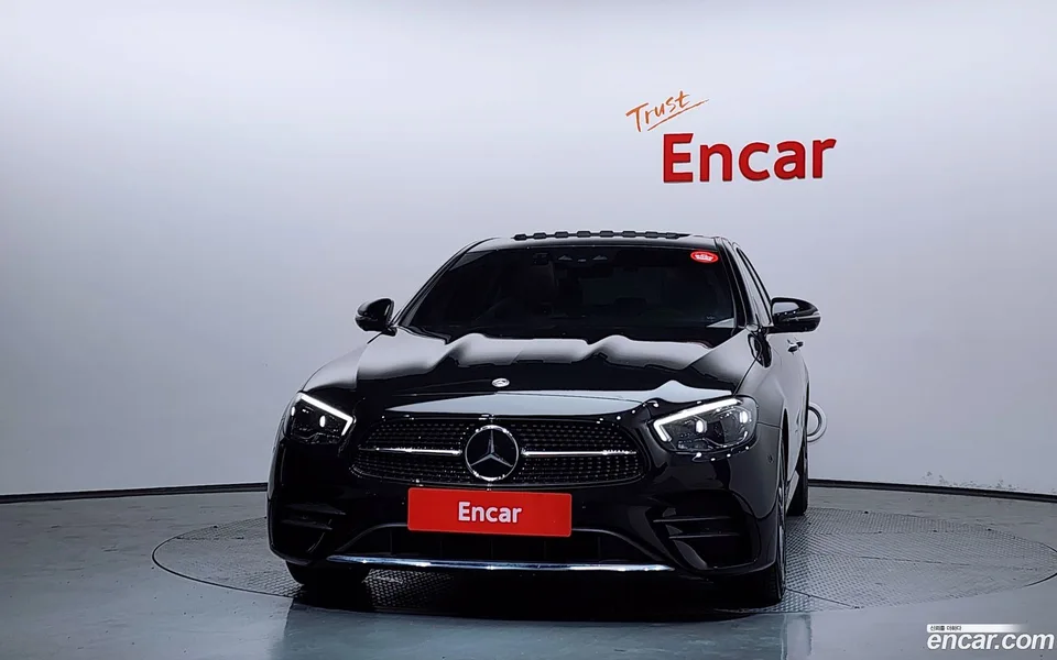 Mercedes-Benz E-Class E250 AMG Line 2023 — миниатюра 3