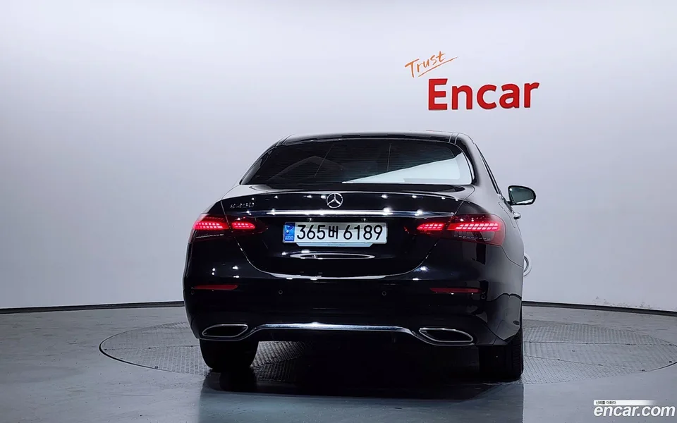Mercedes-Benz E-Class E250 AMG Line 2023 — миниатюра 4