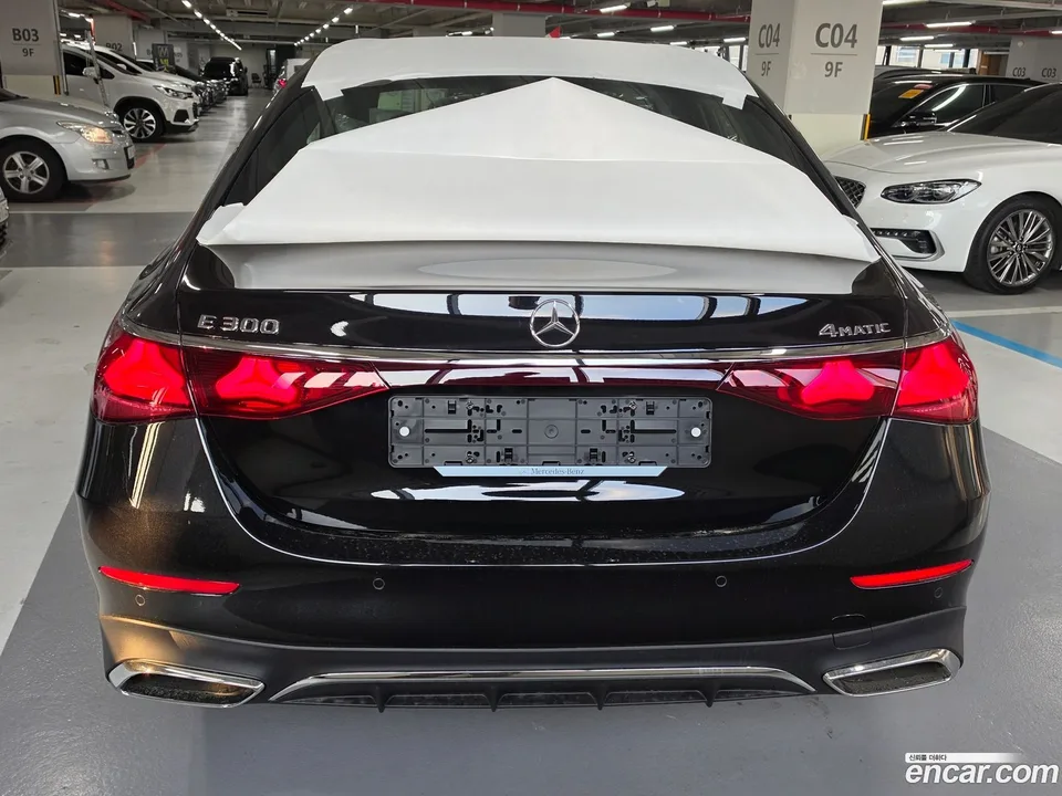 Mercedes-Benz E-Class E300 4MATIC AMG Line 2026 — миниатюра 3
