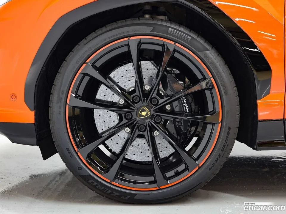 Lamborghini Urus 4.0 V8 SE 2025 — миниатюра 5